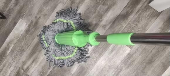 Self-twisting Water Rotating Mop - 50% OFF